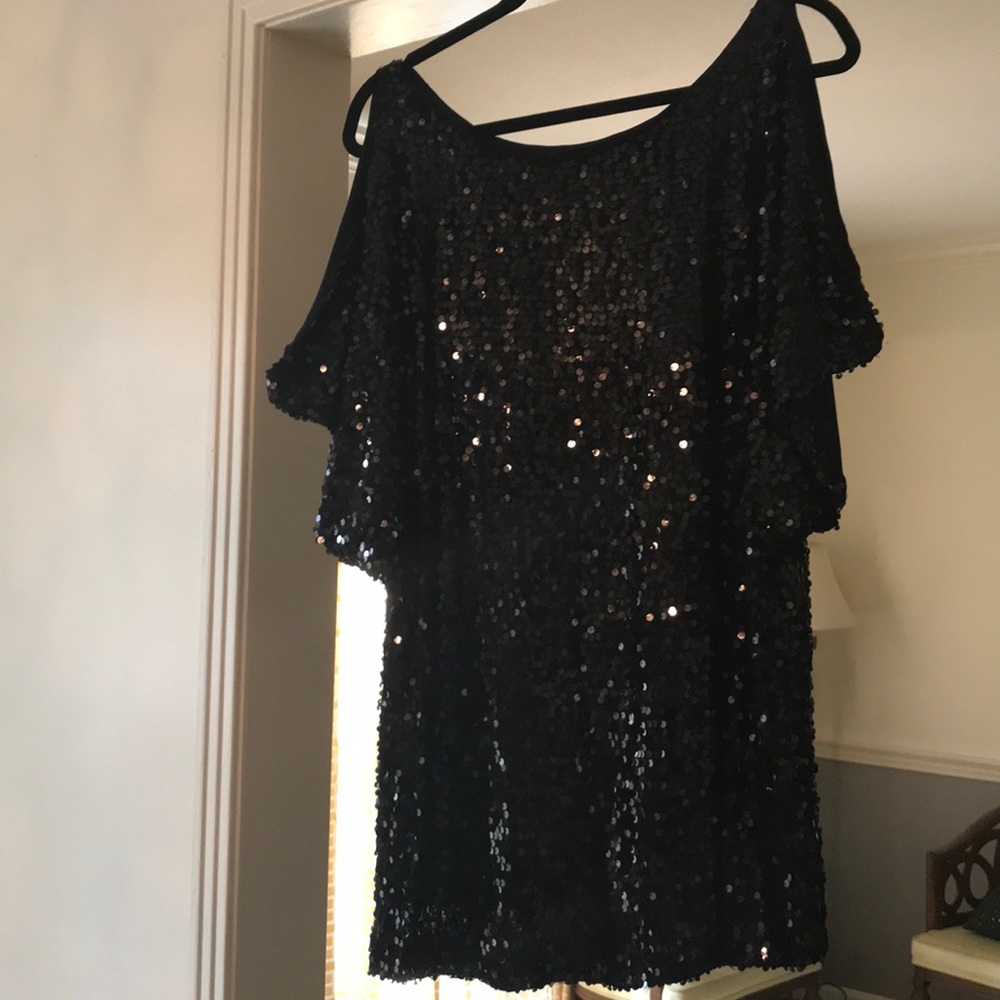 Adrianna Papell sequined cold shoulder blouse